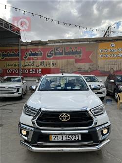 تۆیۆتا هایلۆکس